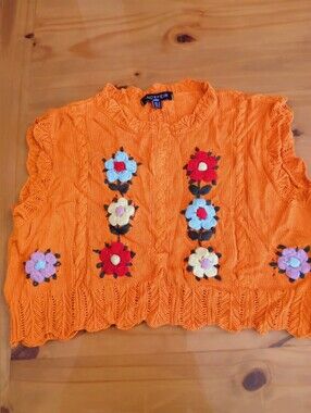 INDEFEIR Top Size M Orange Floral 3D Knit Sweater Boho Cottagecore